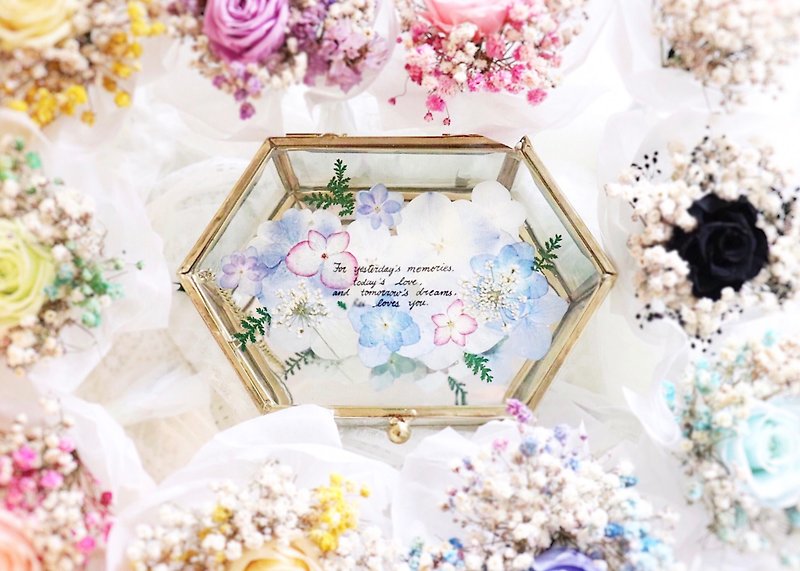 Pressed flower with Handwriting Accessory Jewelry Glass Box Wedding Gifts - Items for Display - Other Materials 
