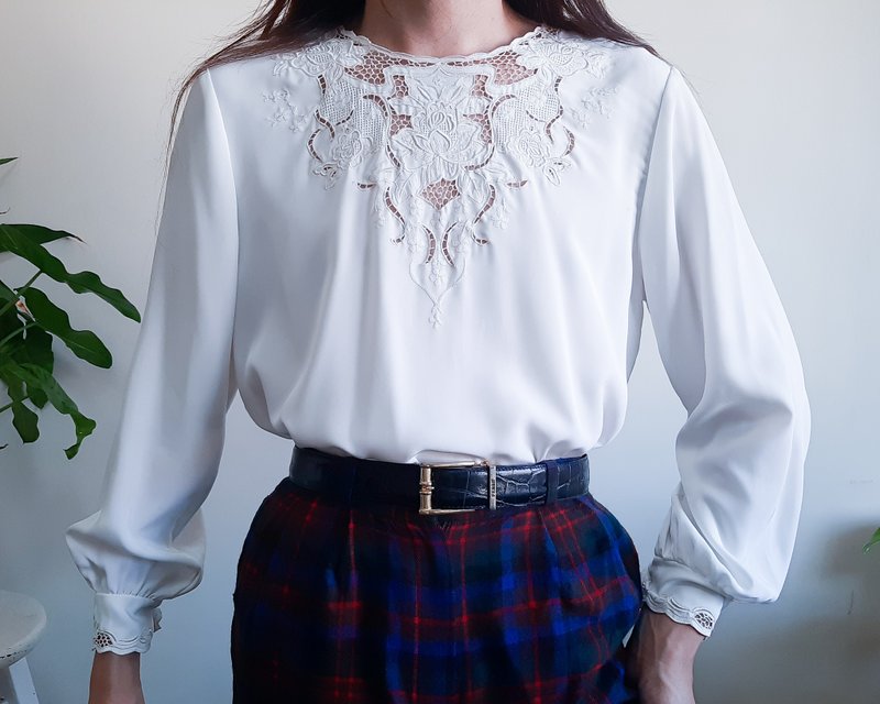 復古 70 年代白色手工刺繡襯衫 鏤空襯衫 Cottagecore 襯衫 - 女襯衫 - 聚酯纖維 白色