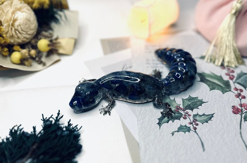 水晶寶藏之守望 Fortune's Watcher |青金石/月光石| 守宮守護神 - 擺飾/家飾品 - 寶石 藍色