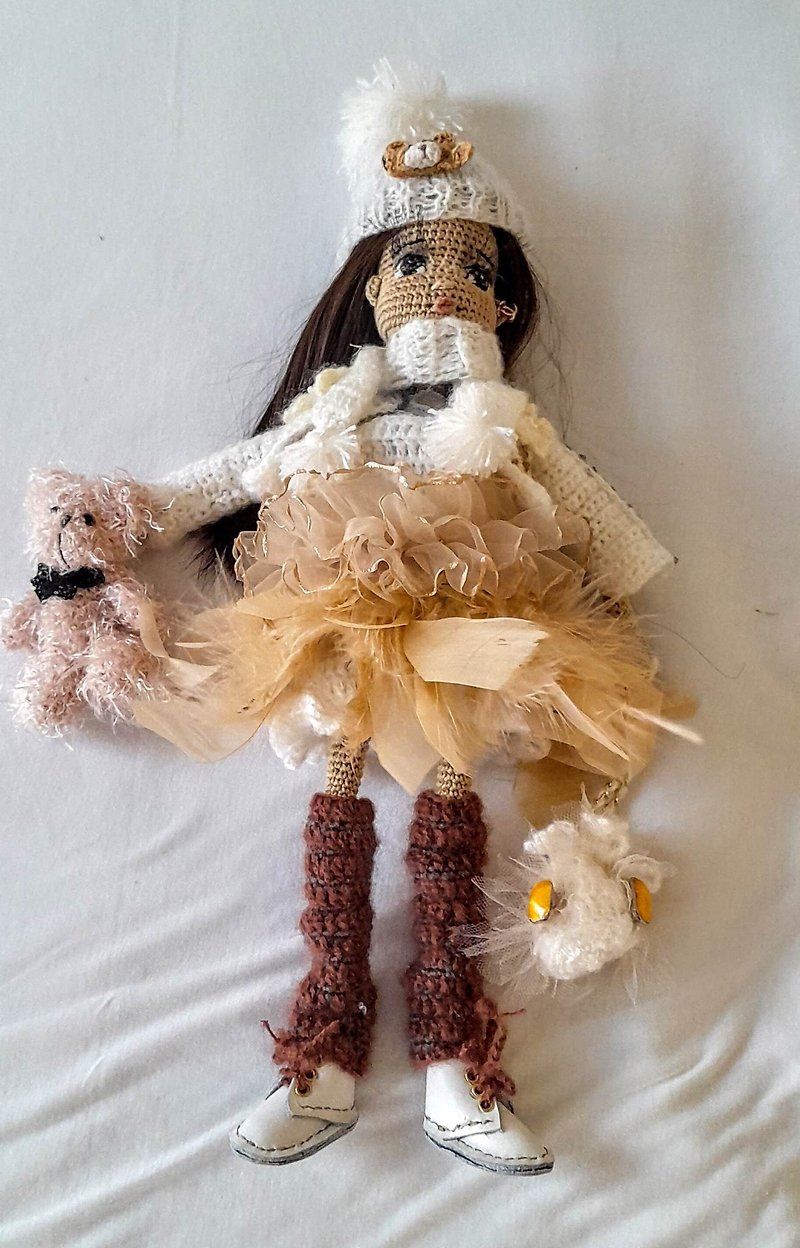 ตุ๊กตาถักโครเชต์ ผู้หญิง เซ็ท - 11 พร้อมเสื้อผ้า - ของขวัญวันครบรอบ - วัสดุอื่นๆ 