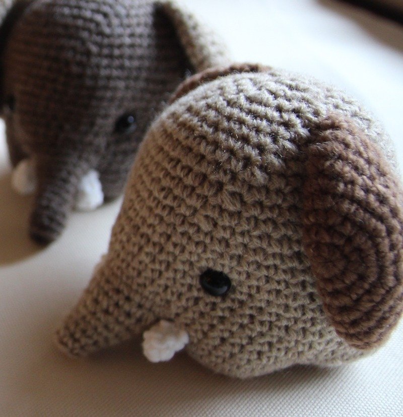 長鼻子大象, 毛線大象, 大象+象牙 - 公仔模型 - 聚酯纖維 咖啡色