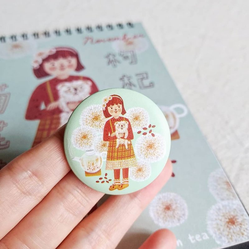 *Badge Pin*Taiwan Food Man - Goji Berry Chrysanthemum Tea (38mm) - Badges & Pins - Plastic 