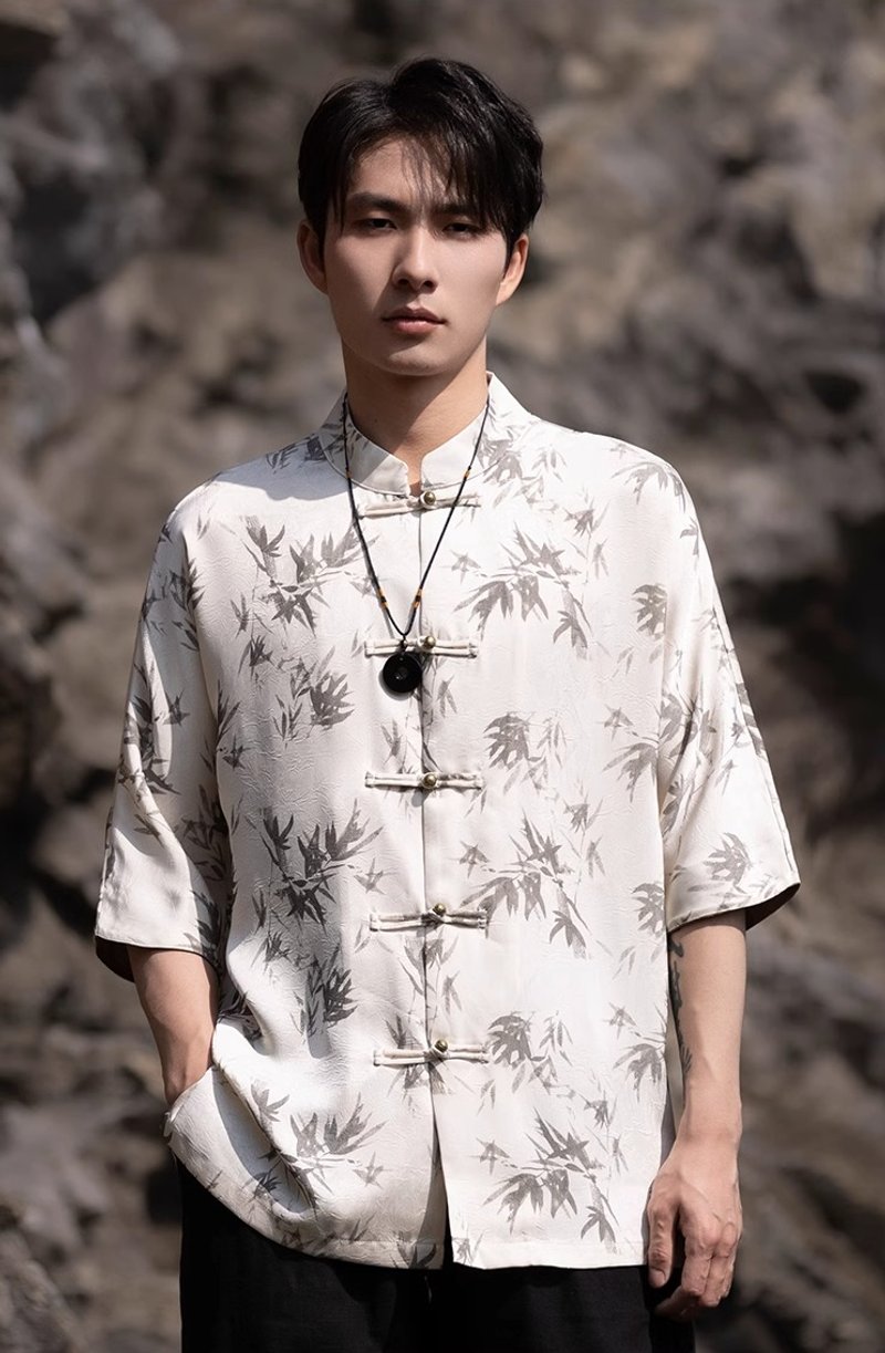 New Chinese retro buttoned bamboo leaf print short-sleeved shirt - เสื้อเชิ้ตผู้ชาย - วัสดุอื่นๆ ขาว