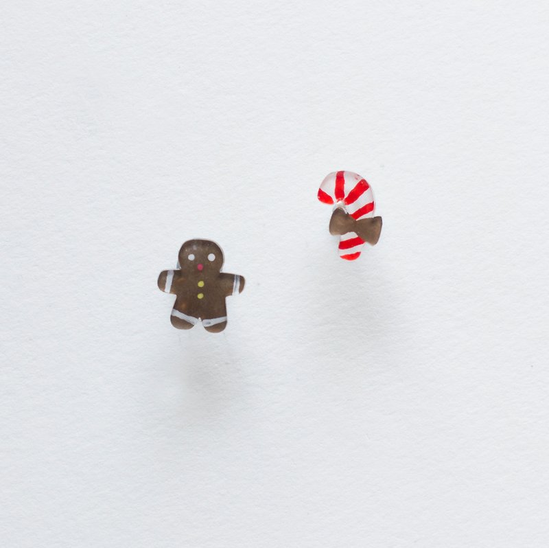 Hand-painted Christmas Gingerbread Man Candy Cane Stud Ear Clips - ต่างหู - พลาสติก สีนำ้ตาล