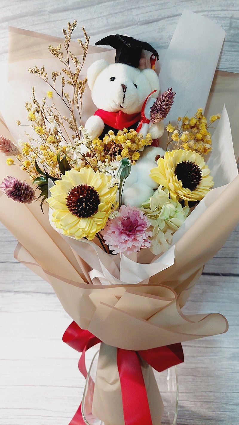 *Ready stock area*Graduation bear model - Dried Flowers & Bouquets - Plants & Flowers Khaki