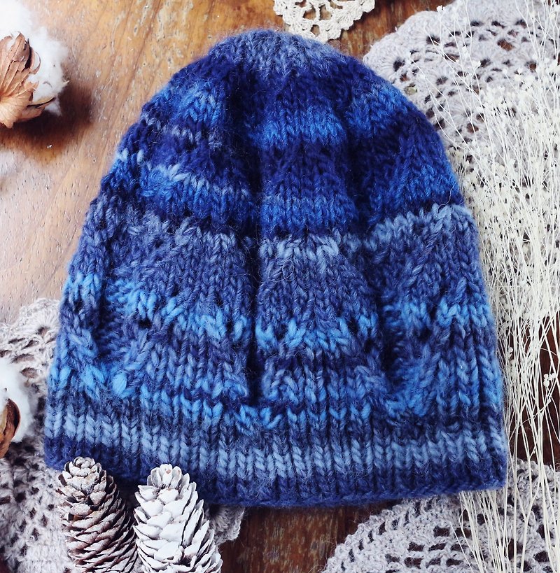 ChiChi Handmade-Deep Ocean-Woolen Hat - หมวก - ขนแกะ สีน้ำเงิน