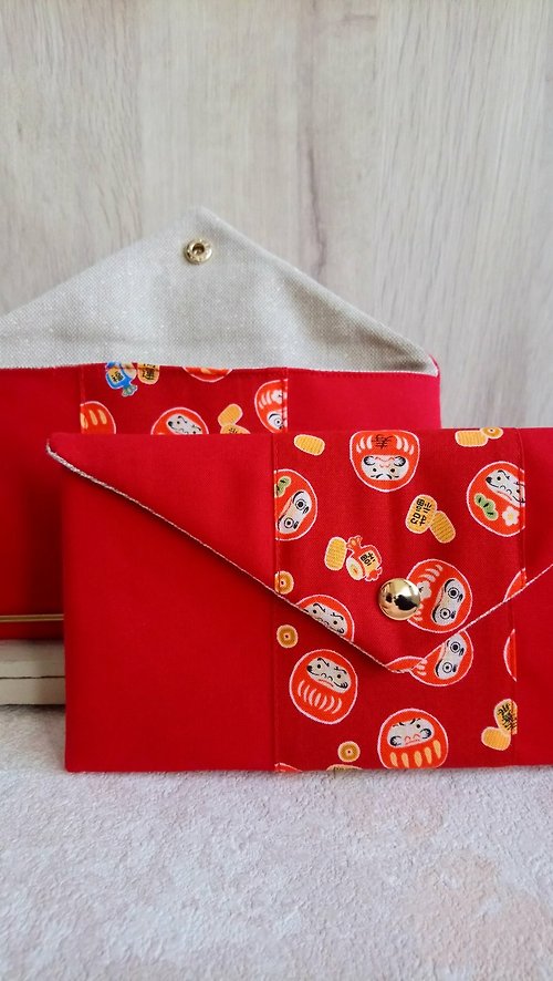 KKiMS 布作設計&鉤織,... 【ENT/萬用紅包袋】達摩不倒翁 紅 和風花帶腰帶 內裡法國金蔥布