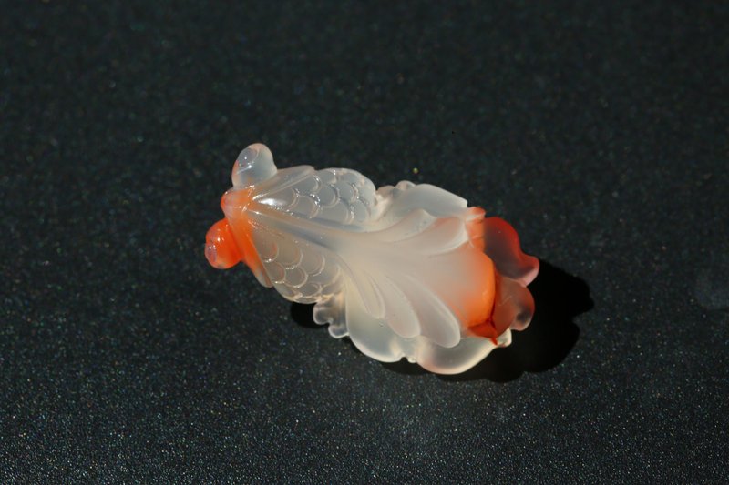 【金魚】可愛超萌金魚小動物 天然南紅 項鏈 吊墜 飾品 掛件 - 項鍊 - 玉石 紅色