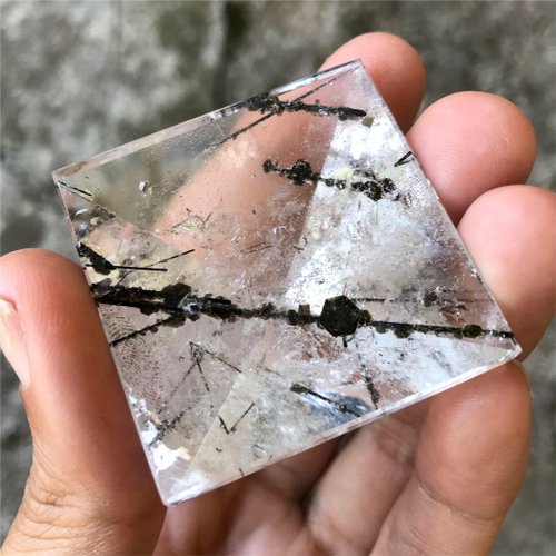 天然石ブラックトルマリン共生グリーン水晶のハート 置物 NO.062705