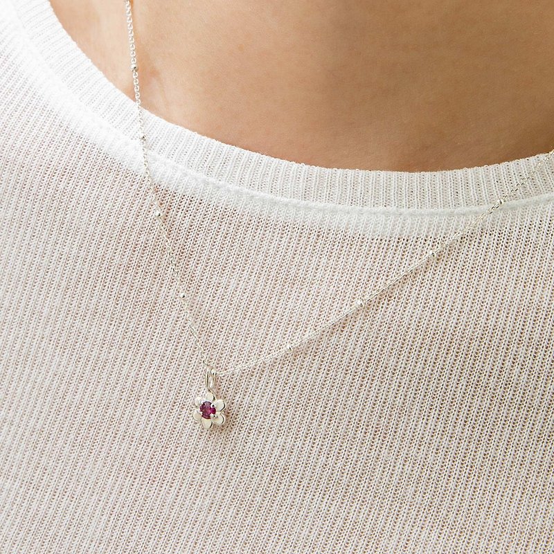 mini flower silver necklace mini flower sterling silver necklace / rose Stone - Necklaces - Sterling Silver Silver