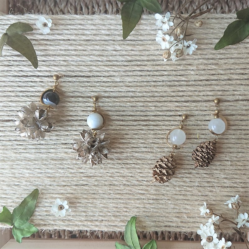 Earrings of Real Cones with Brass and Stones - Earrings & Clip-ons - Plants & Flowers Silver