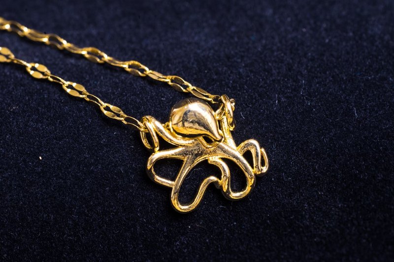 marine life necklace - Necklaces - 24K Gold Transparent