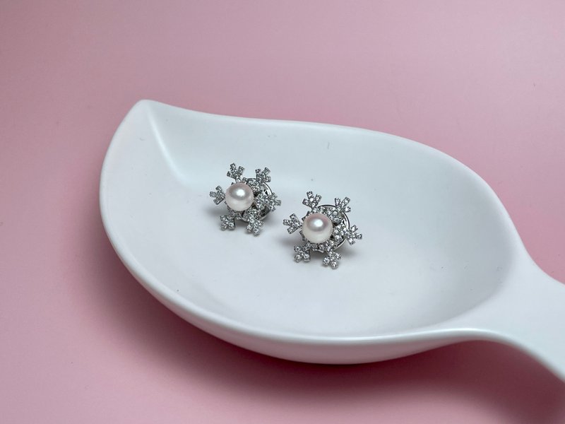 Snowflake natural seawater pearl akoya fully studded brooch/cufflinks - เข็มกลัด - ไข่มุก ขาว