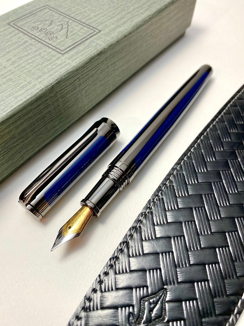 3952 Old Goat-Sira Yasen Blue Medium Two-color Steel-tip Fountain Pen - Fountain Pens - Other Materials 