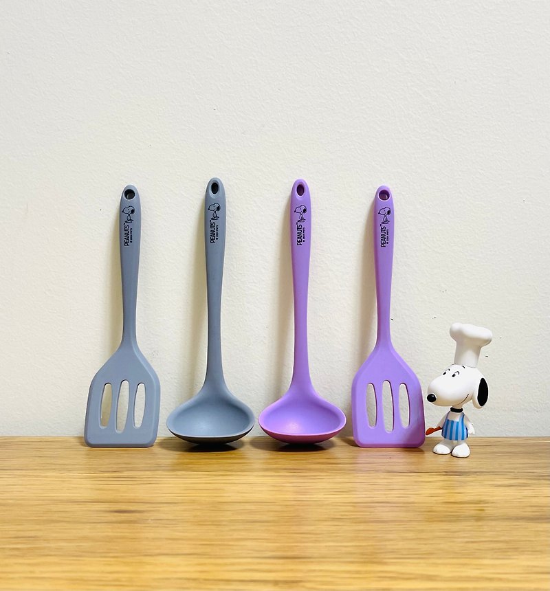 PEANUTS authorized foodgrade Mini Silicone slotted turner or ladle (Single pack) - Cookware - Silicone Pink