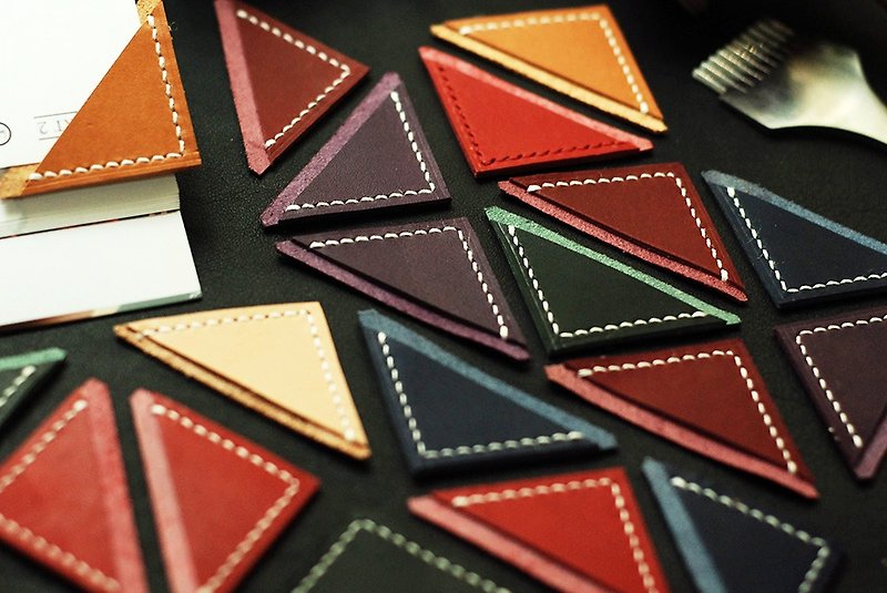 [Christmas Offer] Triangle Leather Bookmark-Multicolor Store - ที่คั่นหนังสือ - หนังแท้ 
