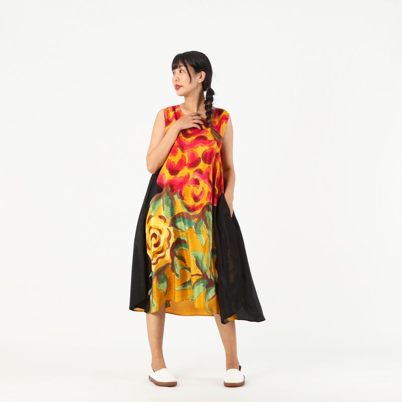 Sac Sleeveless Dress Soft Cotton Silk Hand Paint for Holiday - 洋裝/連身裙 - 棉．麻 紅色