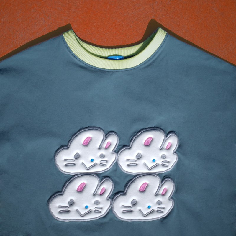 Little rabbit fourth power long version of tee - เสื้อผู้หญิง - วัสดุอื่นๆ สีเขียว