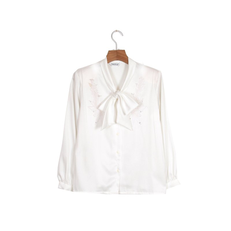 (Egg plants vintage) mirror decal vintage shirt - Women's Shirts - Polyester White