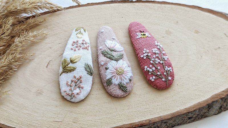 Embroidered hair clip, flowers baby barrette, hair accessory, forest jewerly - Baby Accessories - Other Materials Pink
