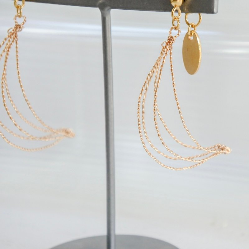 Asanagi (Small) - Gold wire accessory - 耳環/耳夾/耳骨夾 - 其他金屬 金色