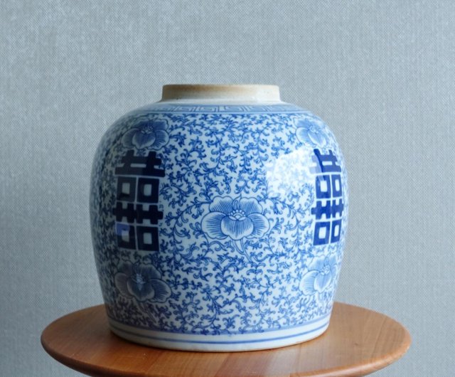 青と白の陶磁器花瓶 Amazon.co.jp: 景徳鎮の青と白の磁器の花瓶 陶器と磁器の花瓶