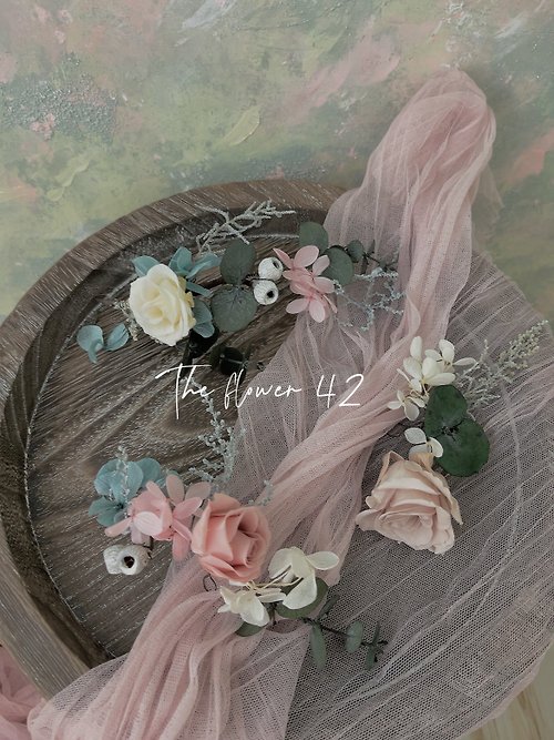 The flower 42 /The flower 42/永生花頭花飾/新秘飾品/婚紗外景花飾