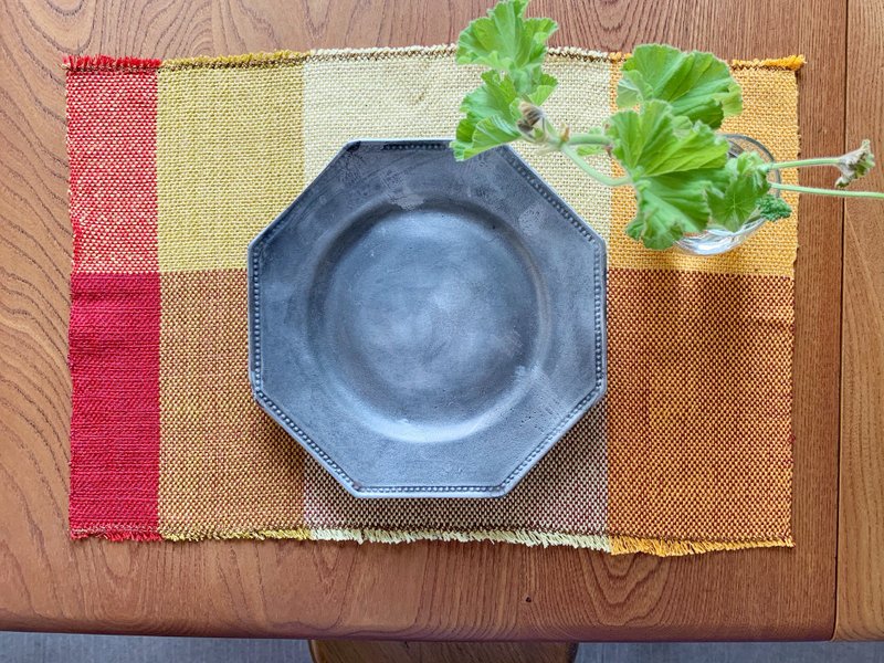 Hand-woven place mat Red and Orange - Place Mats & Dining Décor - Cotton & Hemp Orange