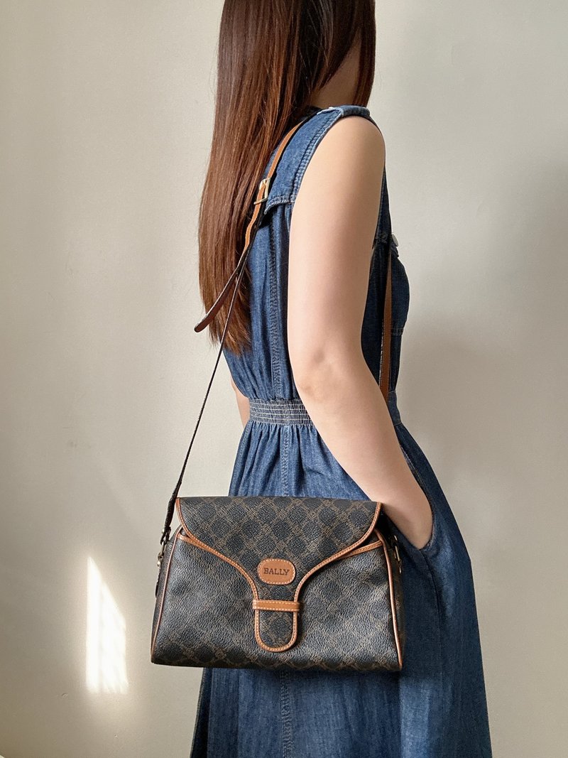中古正品 Bally 老花防水斜背包 旅行包 男女適用 意大利製 - 側背包/斜背包 - 防水材質 咖啡色