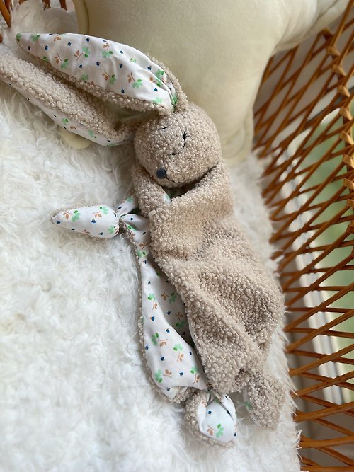 MobileForBaby Baby lovey bunny. Rabbit comforter toy. Doudou bunny. Baby toy bunny.