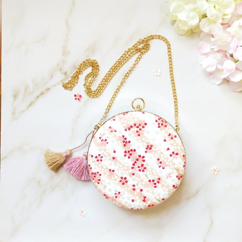 Sakura season cherry blossom flying small round bag double tassel special two-sided three-style portable shoulder shoulder shoulder gold bag - กระเป๋าแมสเซนเจอร์ - ผ้าฝ้าย/ผ้าลินิน สีน้ำเงิน