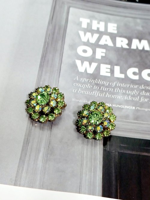 老時光製造所 vintage jewelry 璀璨花簇萊茵鑽 夾式耳環