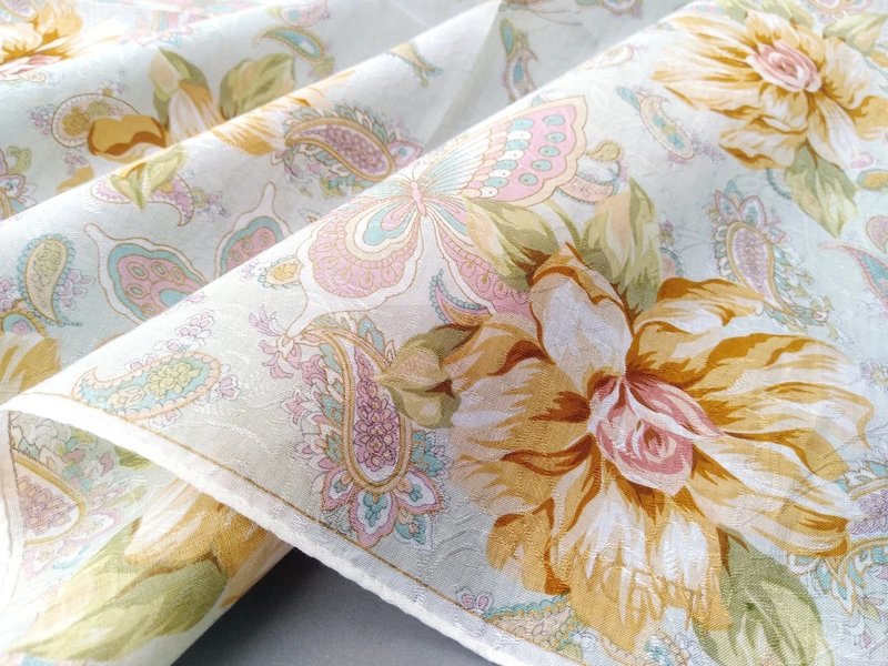 Lancetti Vintage Handkerchief Women Handkerchief Floral 21 x 21 inches - ผ้าเช็ดหน้า - ผ้าฝ้าย/ผ้าลินิน สีส้ม