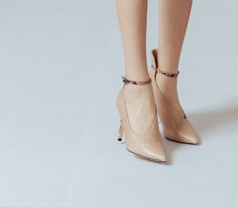 Beauty asymmetry digging around the ankle skin fine with ankle boots apricot naked - รองเท้าส้นสูง - หนังแท้ สีกากี