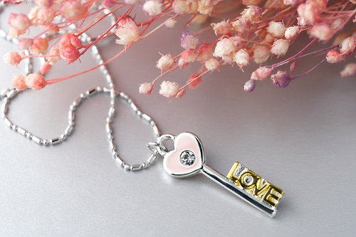 Lulu Chérie 心鎖系列 愛情之鑰造型項鍊 玫粉款