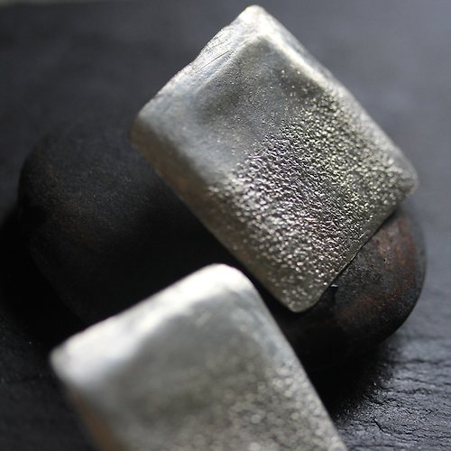 Stories of silver and silk Handmade textured silver square studs (E0171)