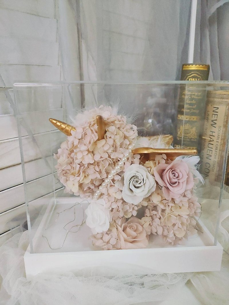 【Lingling's Studio荞翞厅】Preserved flower unicorn gift box Valentine's Day gift - Dried Flowers & Bouquets - Plants & Flowers 
