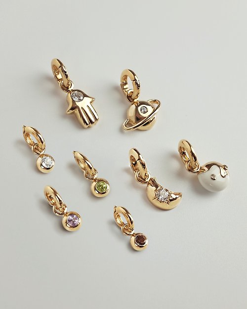 Open on Museum 【雙 11 限定】 Heritage of Charms : Mini Charm Clasp