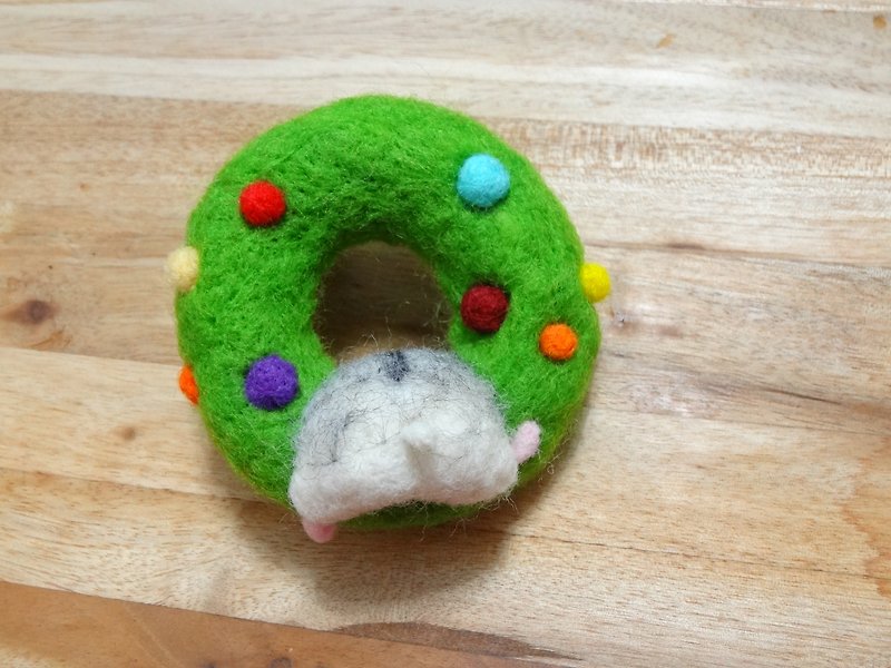 Hamster Ass - Christmas Wreath Wool Felt - Items for Display - Wool Green