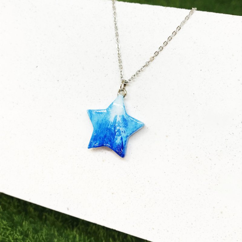 【Blue and White】-Five Star Necklace - สร้อยคอ - ดินเผา สีน้ำเงิน