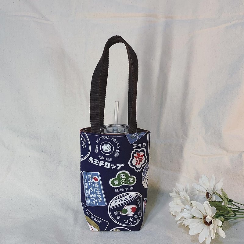 Japanese label beverage bag - กระเป๋าถือ - ผ้าฝ้าย/ผ้าลินิน สีน้ำเงิน