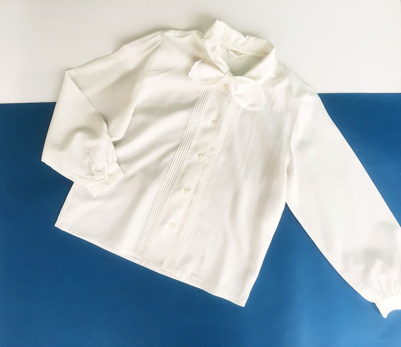 4.5studio- treasure vintage - retro collar white shirt embroidered butterfly - เสื้อเชิ้ตผู้หญิง - เส้นใยสังเคราะห์ ขาว