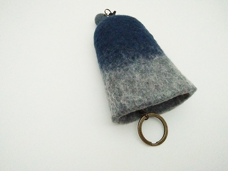 miniyue wool felt bell-type key bag (small) pray series: smart hand made in Taiwan - ที่ห้อยกุญแจ - ขนแกะ สีน้ำเงิน