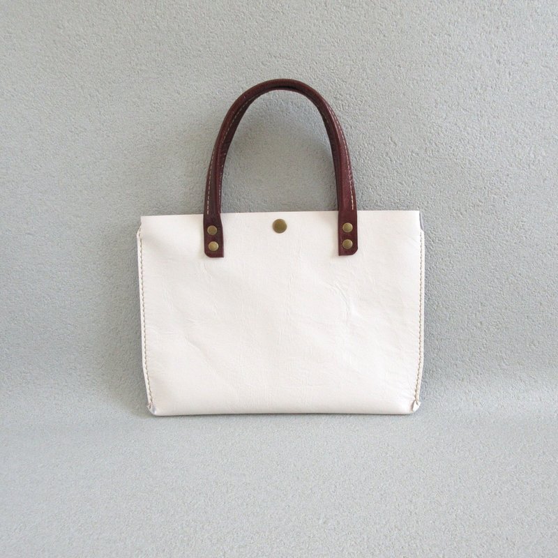 手縫い・バッグインにもピッタリ・牛革・フラットミニマルトート・オフホワイト・0647 - 手提包/手提袋 - 真皮 白色