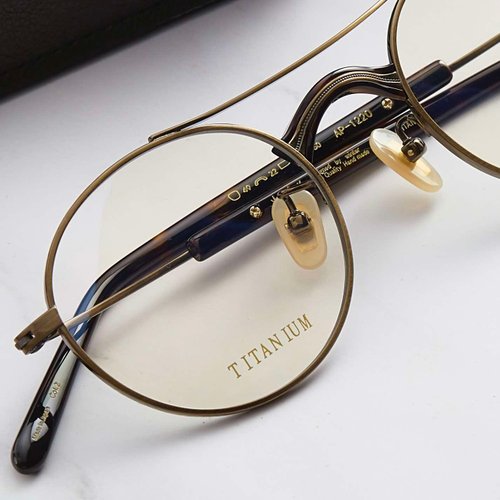 April Eyewear Handcrafted Eyewear Minimal Aviator : Pure Titanium made in Japan