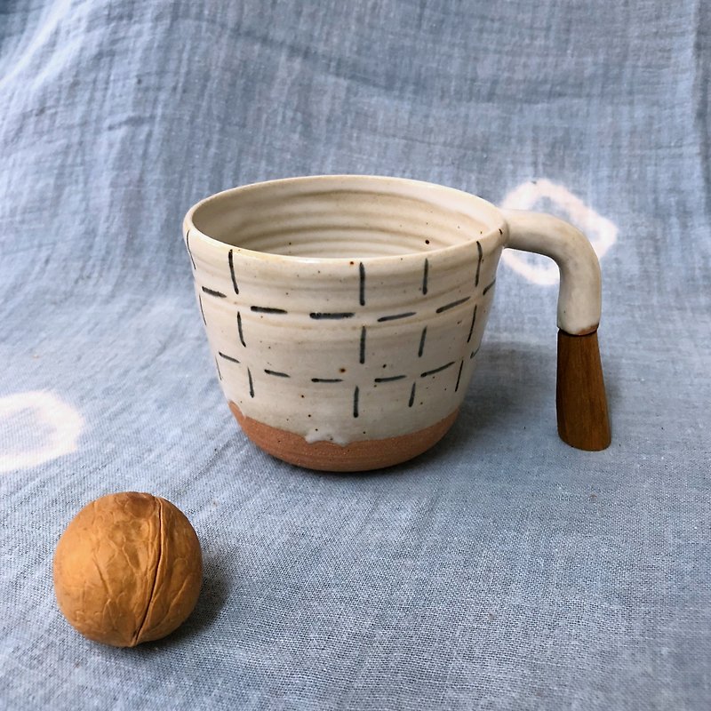 ceramic coffee cup - 杯/玻璃杯 - 陶 白色