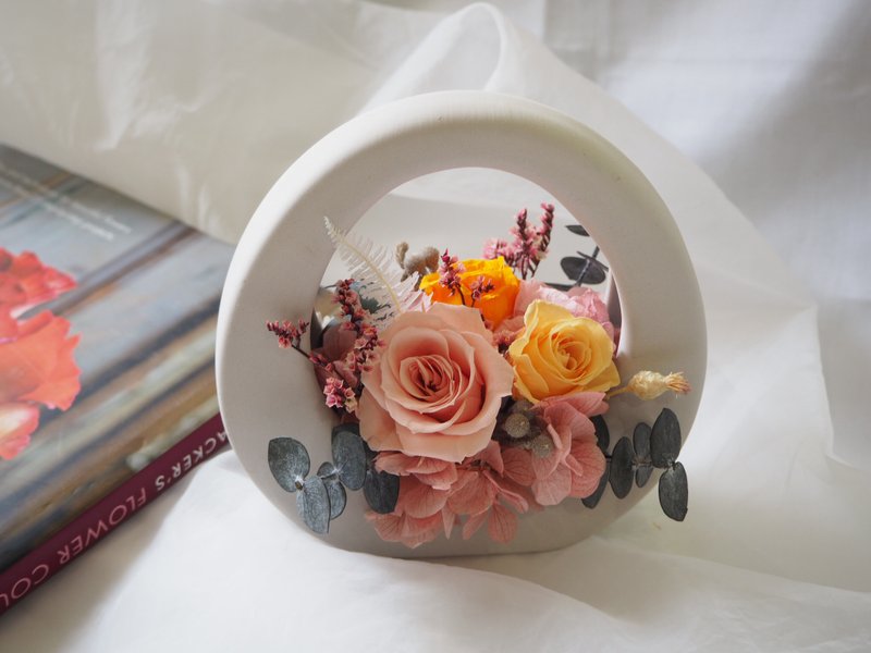 【GFD】角落餘光-不凋花/花禮/新居賀禮/開幕誌慶 - 乾燥花/永生花 - 植物．花 