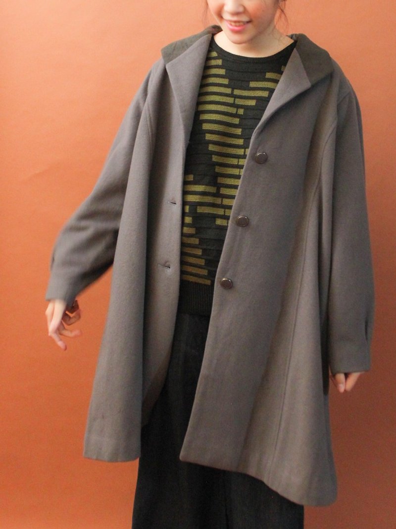 復古日本製典雅剪裁A字秋冬灰紫色羊毛尼古著大衣外套 - 女大衣/外套 - 羊毛 紫色
