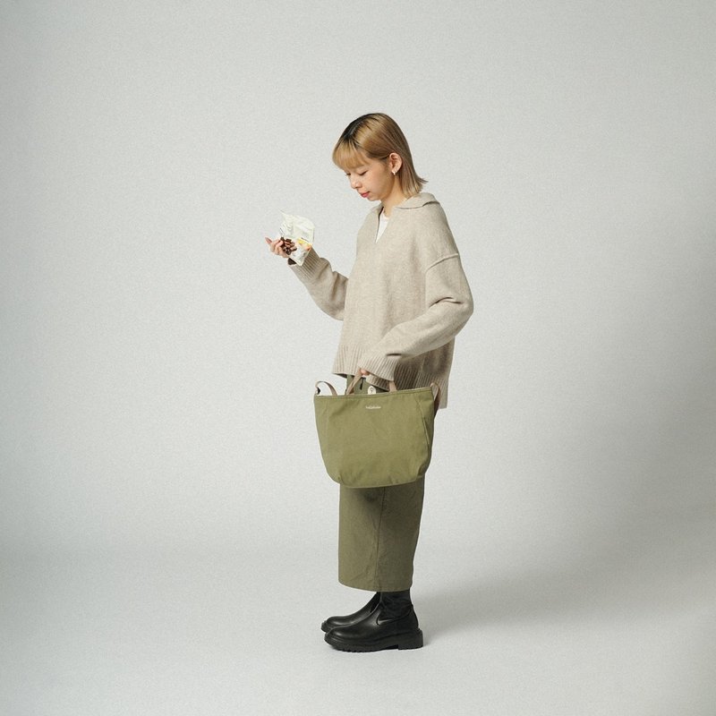 JOLIE (Eco Edition) Double-sided 2-way Shoulder Bag (Bright Olive / Linen) - กระเป๋าแมสเซนเจอร์ - เส้นใยสังเคราะห์ หลากหลายสี