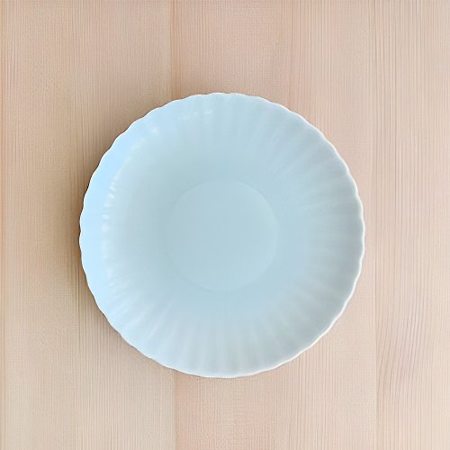 東京食器 - 讓你的料理變漂亮 青白瓷 二重菊圓盤 (14cm) /有田燒/點心盤